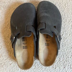 Birkenstock Oiled Leather Boston Clogs